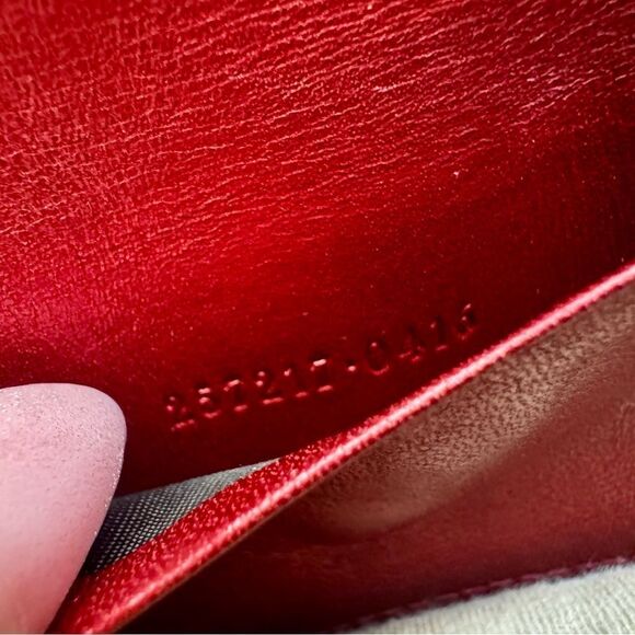 ✨GUCCI✨ Authentic Key case Red - Picture 13 of 13